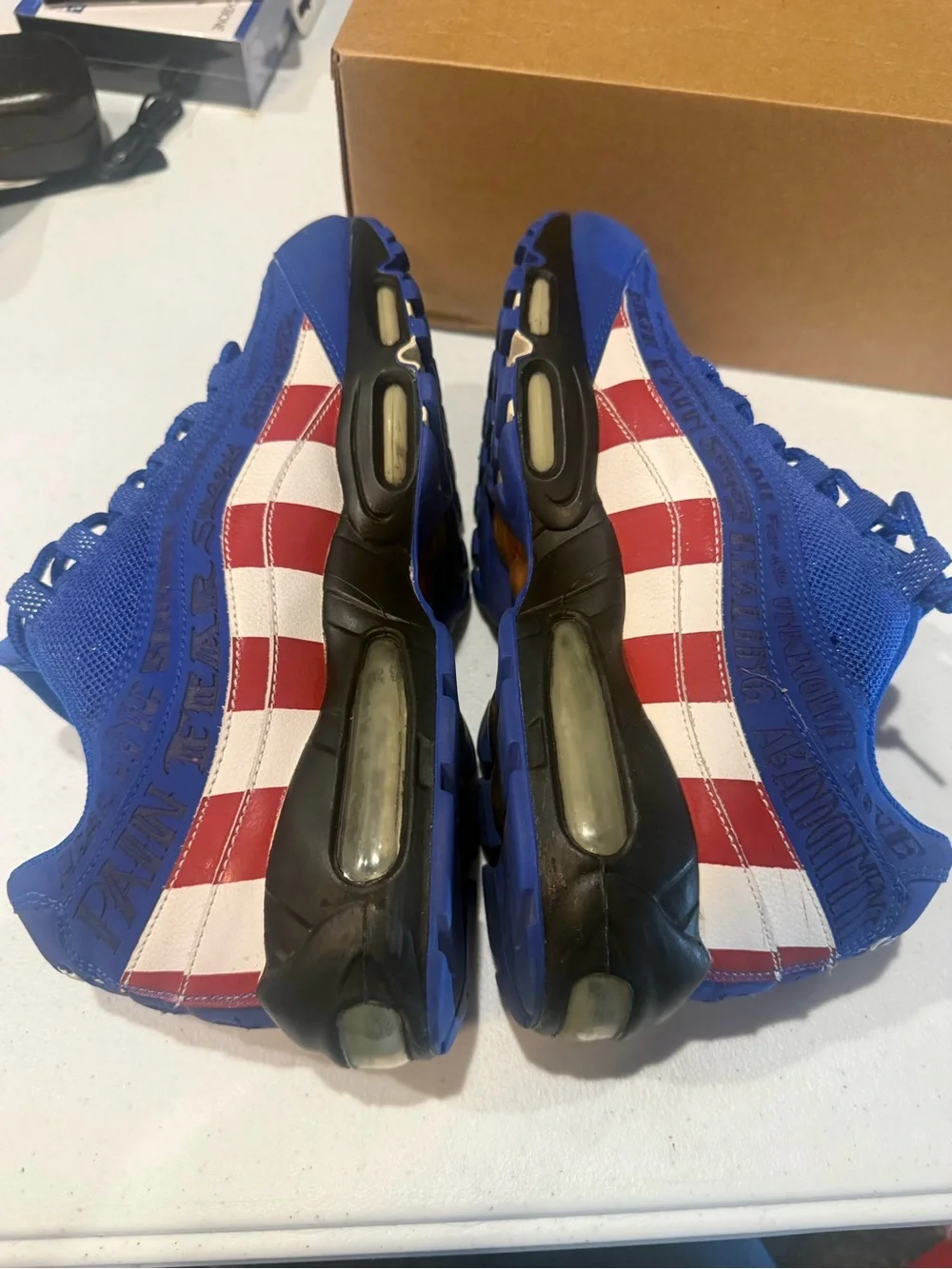 Size 11 - Nike Zoom Rookie PRM Retro 2019 Galaxy replacement Box